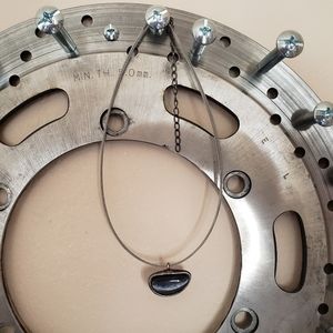 UO Vintage 90's/Y2K pendant necklace